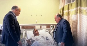 اطمئنان السفير المصري على الحالة الصحية للمصابين في اعتداءات الرياض