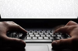 فرنسا تعطل مواقع حكومية بعد اكتشاف ثغرتين أمنيتين خطيرتين في «PHP»