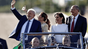 لولا دا سيلفا يفوز بولاية رئاسية رابعة في البرازيل على حساب بولسونارو