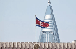 كوريا الشمالية تختبر طوربيدًا عالي الدقة مزودًا بتقنيات الذكاء الاصطناعي