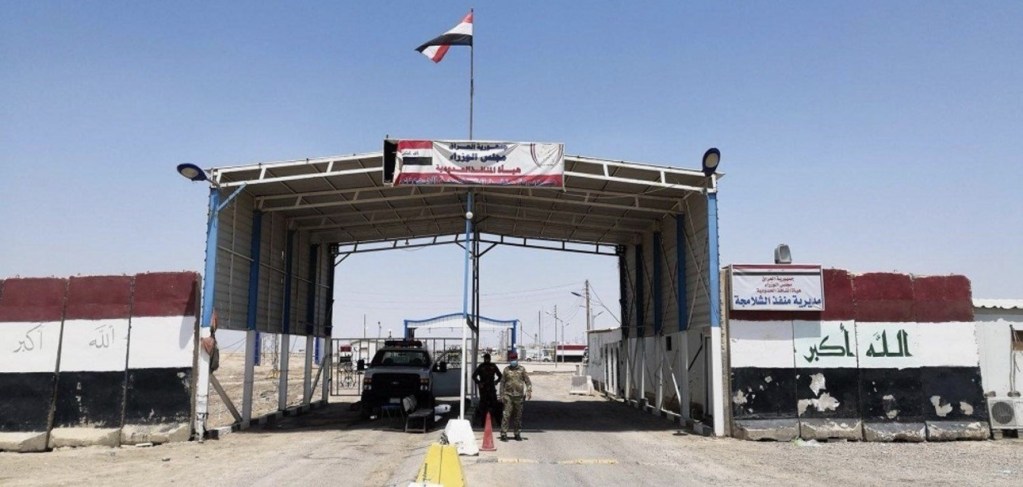 مسؤول عراقي يتهم إيران بانتهاك سيادة البلاد وتهريب المخدرات والعملات المزورة